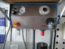 Gipsmischer Degussa Vakuum Mulitvac m. T�pfen
